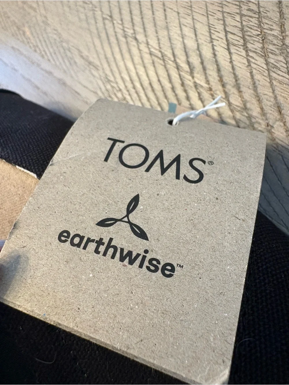 NWT Toms Black Canvas Slip-On Shoes UNISEX